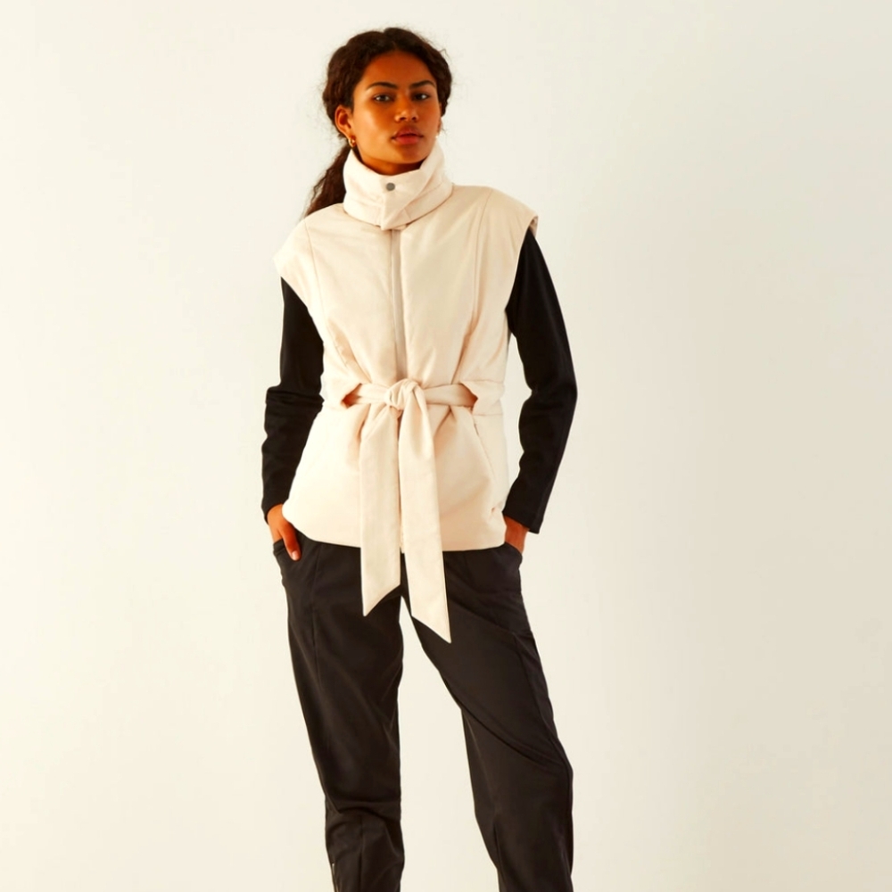 BNWT ADAY City Summits Vest XS